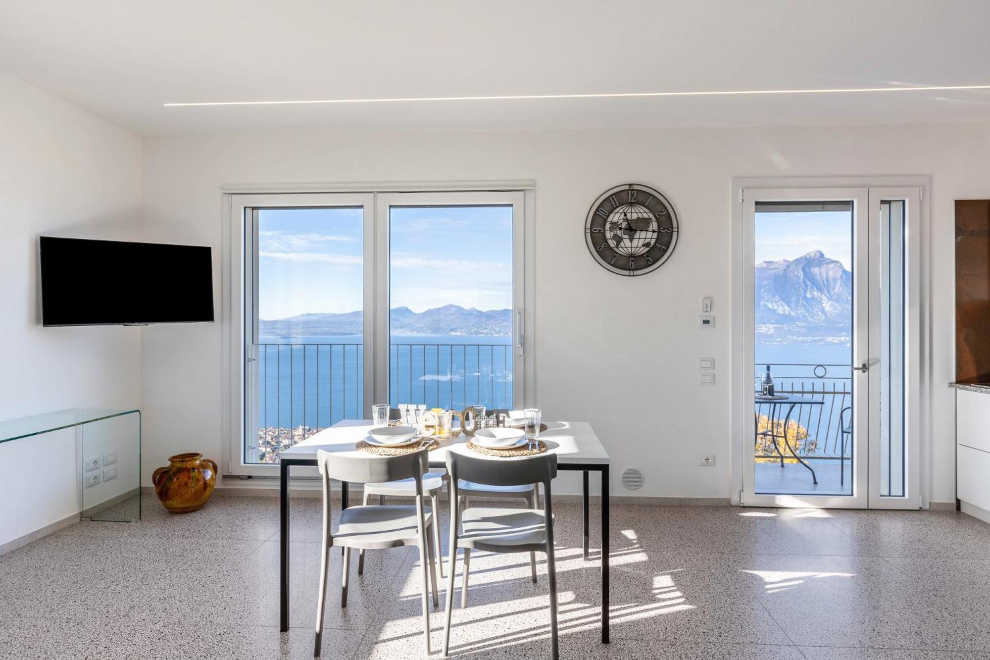 Casa Serena Lake View Torri Del Benaco Eksteriør billede